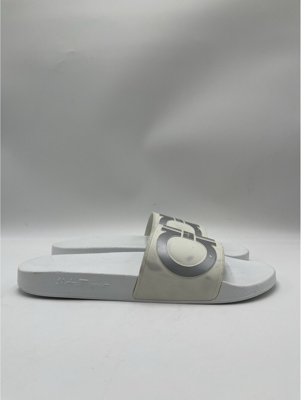 Men’s Salvatore Ferragamo Groove 2 Logo Rubber Pool Slides White/silver Size 13M